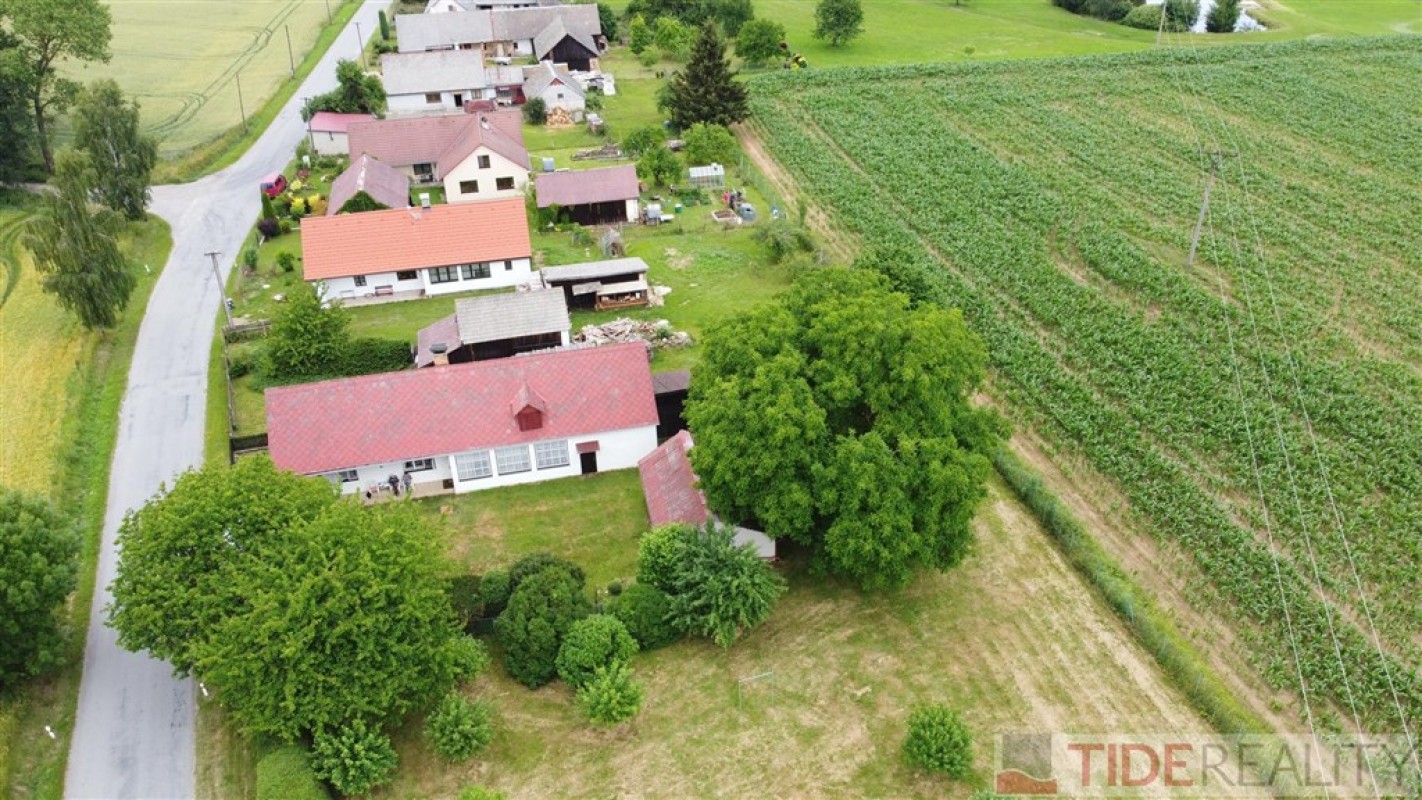 Prodej samostatného rodinného domu (chalupy) v obci Dráchov u Těmic, okres Pelhřimov