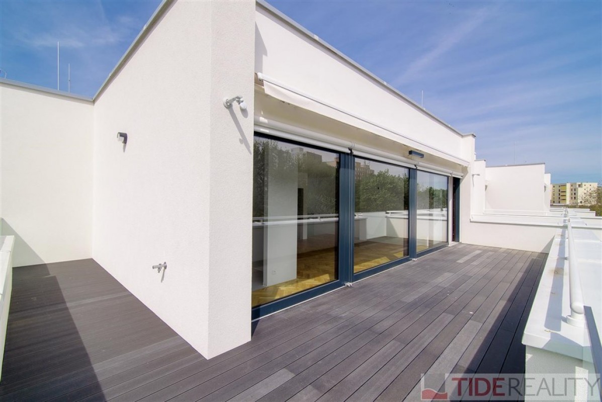 Prodej mezonetu 5+kk s terasou 33 m2 v Krči
