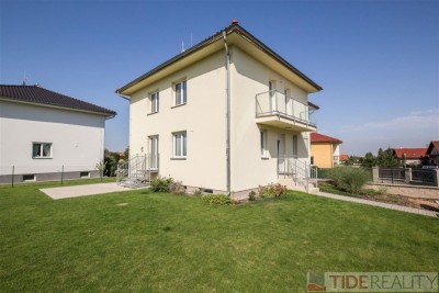 Rent of spacious villa in Průhonice area, Pod Valem II., Prague 4