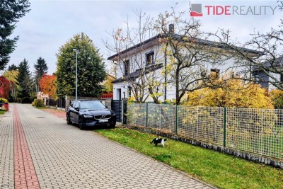 Pronájem nového rodinného domu (5 + kk, 156 m2), Radešovská, Praha 4  Šeberov