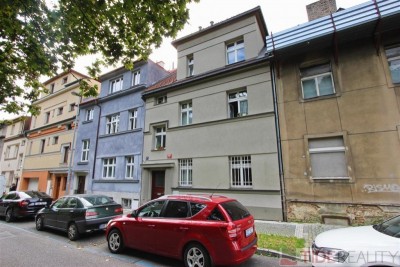 Newly refurbished two level apartment in villa, Ve Střešovičkách st., Prague 6