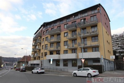 Rent of very bright apartment in brand new building, Dvorecká st.