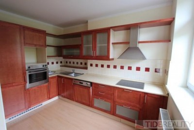 Rent of newly refurbished two level apartment in villa, Ve Střešovičkách st., Prague 6