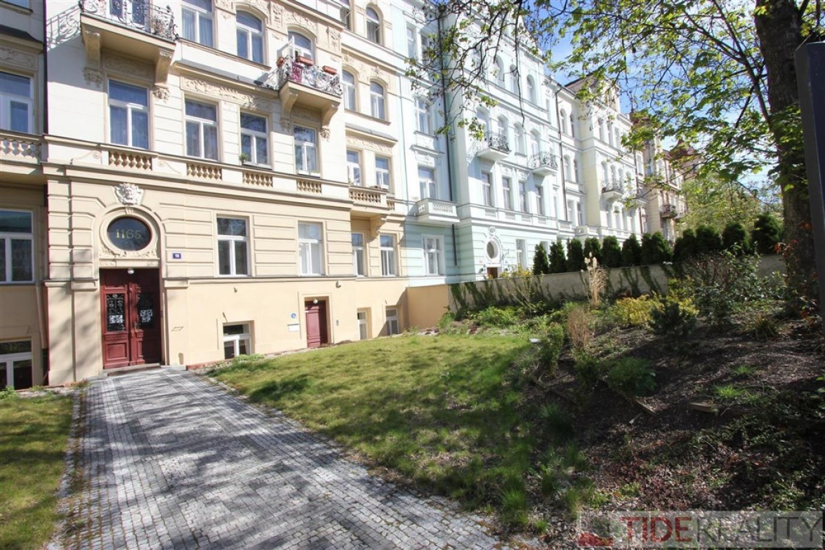 Nově rekonstruovaný byt na Vinohradech - Dykova ul.