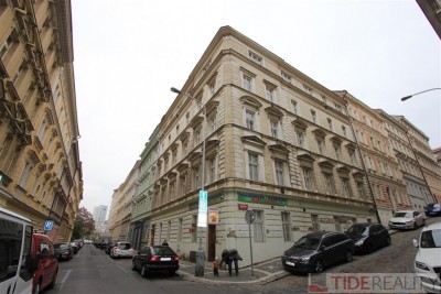 Rent of bright apartment 3+kk, Praha 2, Vyšehrad, Neklanova str.