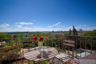 Two-bedroom Apartment, 115m2, U Havlíčkových sadů, Prague 2 Vinohrady