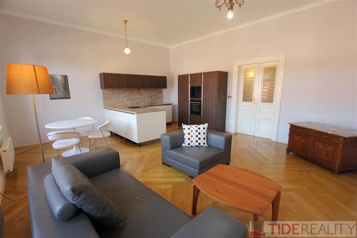 Rent of luxurious apartment 2+kk, Praha 1, U Milosrdných